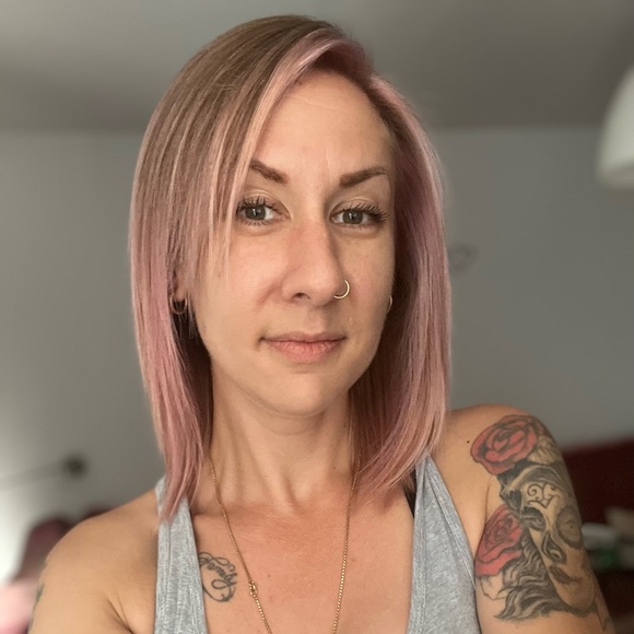 Meet your Posher, Mary - Picture 1 of 1